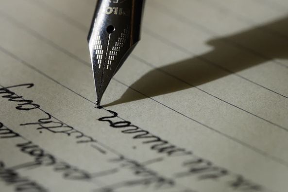 3.7萬份圖紙換3.82億賠償:創世紀(300083)子公司股權凍結案深度解析——從最高法判決看技術秘密侵權與股權執行的生死時速