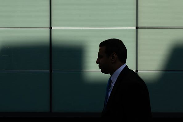 不讓散戶買意味著違約嗎？