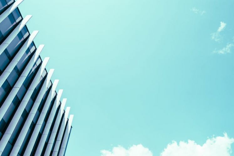 千億帝國的崩塌與重構:從杉杉集團破產重整案看企業控制權、債權人博弈與投資人策略