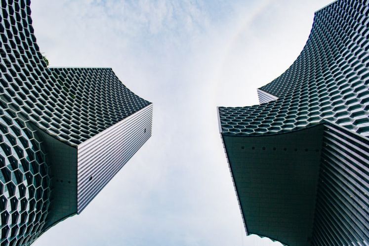 睿見(jiàn)丨千億規(guī)模下的微利現(xiàn)實(shí)，越秀地產(chǎn)能找回利潤(rùn)嗎？