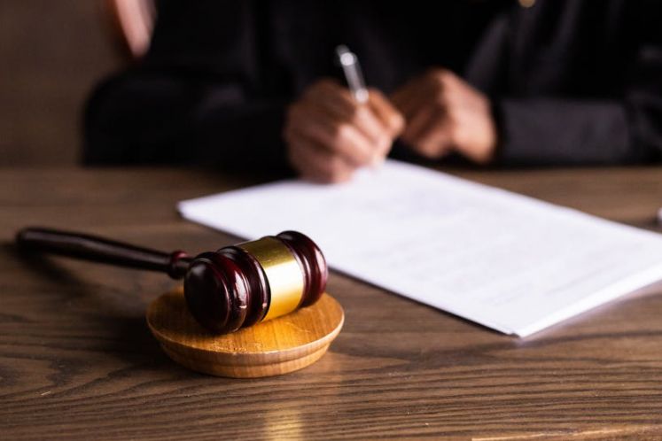 倒在2026門口的AI獨角獸:深度解剖AI創業公司融資失敗的法律病灶與生存法則