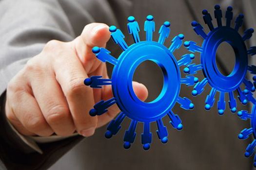 突發！兩輛大巴帶走百余人，催收大廠萬乘金華分公司被端